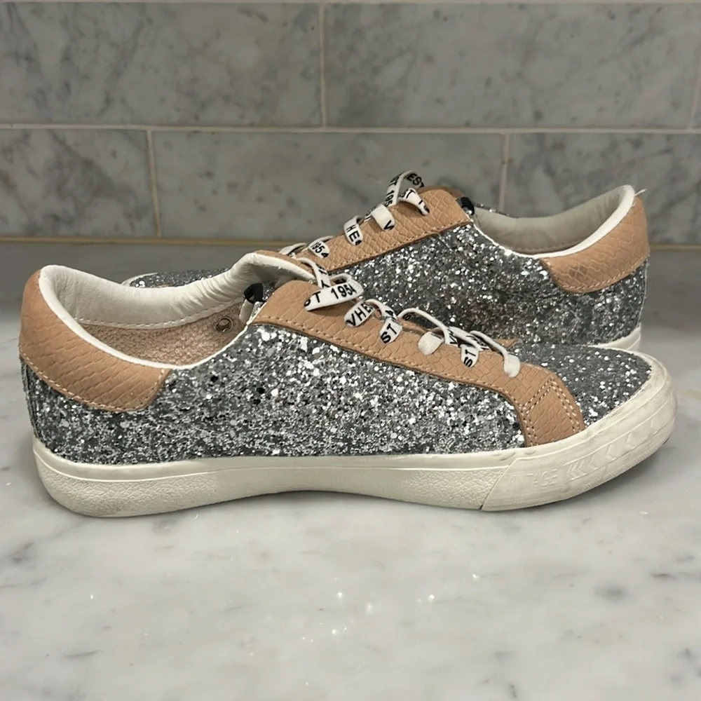 Vintage Havana Silver‎ Glitter Tan Star Sneakers Sz 8